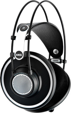 AKG K702 1